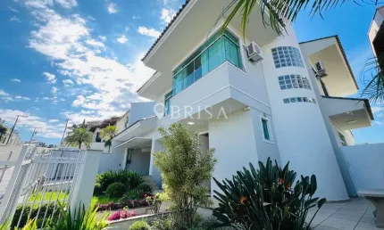 Casa com 4 quartos à venda no Amizade, Jaraguá do Sul 