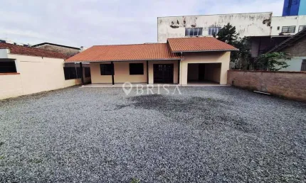 Casa com 3 quartos à venda no Centro, Jaraguá do Sul 