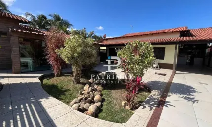 Com 5 Quartos/Suíte/Área Gourmet e Piscina à venda, 420 m² por R$ 1.250.000 - Itaipuaçu - Maricá/RJ