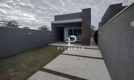 Casa com 2 Quartos, sendo 1 suíte à venda, 82 m² por R$ 440.000 - São Bento da Lagoa - Maricá/RJ