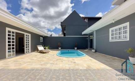 Casa alto padrão, 04 suítes c/ar condicionado, 08 vagas em São José dos Pinhais PR