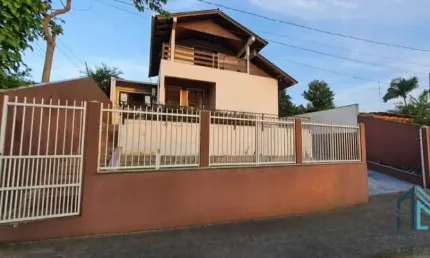 (Financiamento  e estuda permuta) Sobrado a venda 04 quartos c/suíte, 04 vagas em Joinville SC