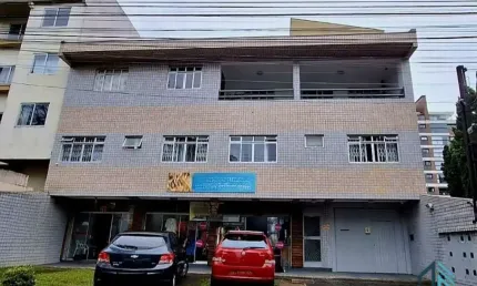 Prédio/comercial/residencial, 04 Cj e 02 lojas, + Casa com 07 suítes, no Bacacheri em Curitiba PR