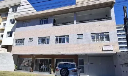Prédio/comercial/residencial, 04 cj e 02 lojas, + casa com 07 suítes, no bacacheri em curitiba pr