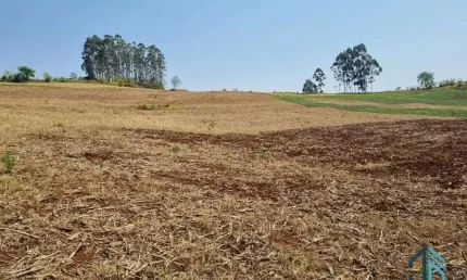 Sítio com 121.000 mil m² a venda, com infra estrutura, no iretema /campo mourão pr