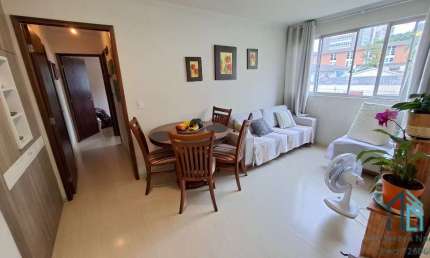 Apartamento 02 quartos, uma vaga, frente Hospital das Clinicas HC me Curitiba PR
