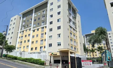 Apartamento condomínio clube, 03 quartos c/suíte, vaga coberta no Tingui/Bacacheri em Curitiba PR