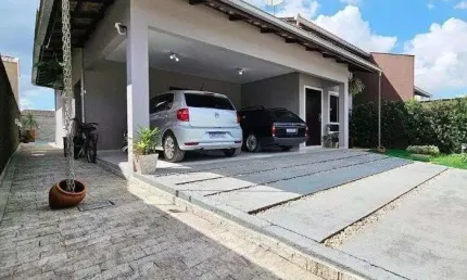 CASA PLANA no VILA NOVA com 3 quartos para VENDA, 150 m²