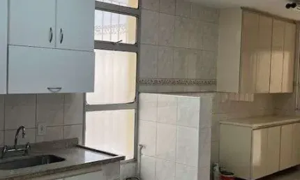 Apartamento com 3 quartos para alugar na Avenida Nove de Julho, Anhangabaú, Jundiaí