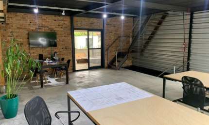 Sala comercial com 1 sala para alugar na Rua Professora Rosa Saporski, 622, Mercês, Curitiba