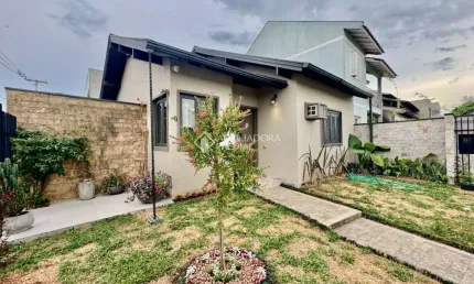 Casa com 2 quartos à venda na rua da prosperidade, 18, estância velha, canoas, 55 m2 por r$ 750.000