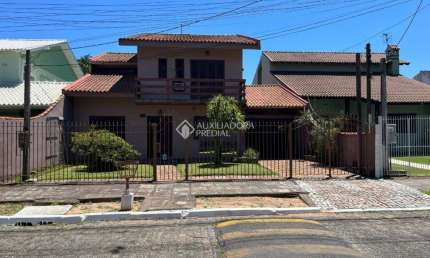Casa em condomínio fechado com 4 quartos à venda na TANCREDO NEVES, 231, Rio Branco, Canoas, 165 m2 por R$ 940.000