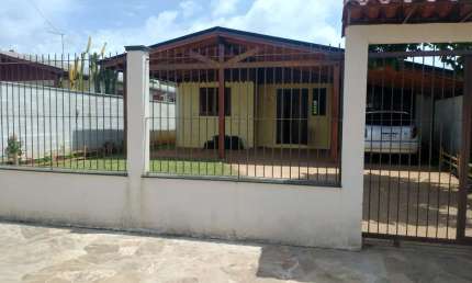Casa com 2 quartos à venda na Rua Princesa Isabel, 1221, Fátima, Canoas, 77 m2 por R$ 320.000