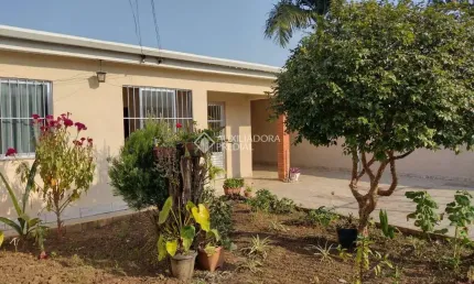 Casa com 2 quartos à venda na Cecilia Perez da Silva, 6, Olaria, Canoas, 140 m2 por R$ 398.900