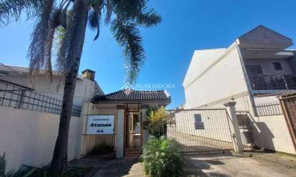 Casa com 3 quartos à venda na Rua Atenas, 44, Niterói, Canoas, 105 m2 por R$ 450.000