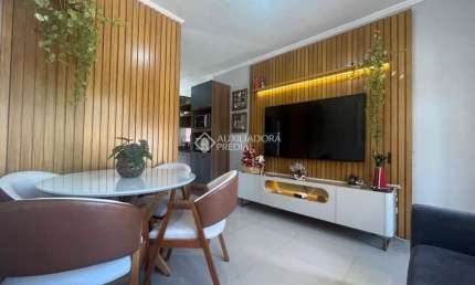 Casa com 2 quartos à venda na Rua Coronel Medeiros, 529, Harmonia, Canoas, 52 m2 por R$ 282.000