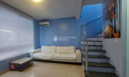 Casa com 2 quartos à venda na Rua José Marques Viana, 33, São José, Canoas, 78 m2 por R$ 365.000