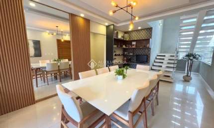 Casa com 3 quartos à venda na Rua Ana Maria, 632, Fátima, Canoas, 240 m2 por R$ 1.229.000