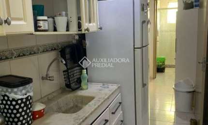 Apartamento com 2 quartos à venda na Rua Sete Povos, 303, Marechal Rondon, Canoas, 66 m2 por R$ 200.000