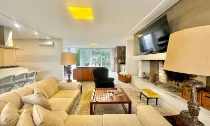 Casa em condomínio fechado com 4 quartos à venda na Avenida Santos Ferreira, 3125, Nossa Senhora das Graças, Canoas, 380 m2 por R$ 3.290.000