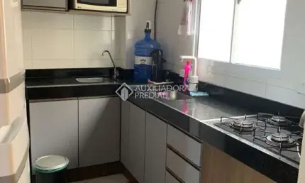 Apartamento com 2 quartos à venda na Rua das Violetas, 724, Igara, Canoas, 40 m2 por R$ 235.000