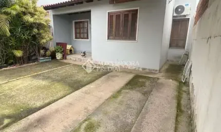 Casa com 3 quartos à venda na Rua Nebraska, 64, Mato Grande, Canoas, 70 m2 por R$ 410.000