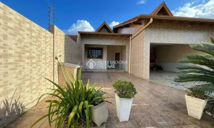 Casa com 3 quartos à venda na Pedro Dos Santos, 149, Igara, Canoas, 194 m2 por R$ 720.000