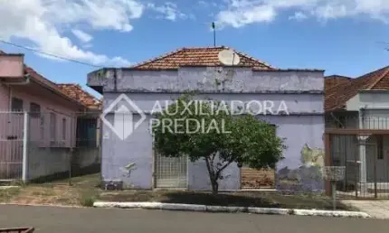 Casa com 1 quarto à venda na Rua da Figueira, 159, Nossa Senhora das Graças, Canoas, 407 m2 por R$ 299.000