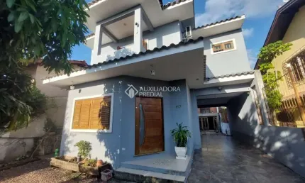 Casa com 3 quartos à venda na Caravelas, 117, Nossa Senhora das Graças, Canoas, 250 m2 por R$ 1.063.000
