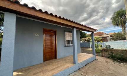Casa com 1 quarto para alugar na Doutor Sarmento Leite, 191, Mathias Velho, Canoas, 60 m2 por R$ 1.750