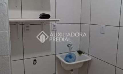 Apartamento com 2 quartos à venda na Rua Gildo de Freitas, 1601, Olaria, Canoas, 42 m2 por R$ 148.000