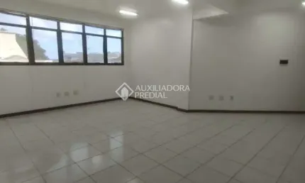 Sala comercial para alugar na Rua Araguaia, 425, Igara, Canoas, 35 m2 por R$ 1.300
