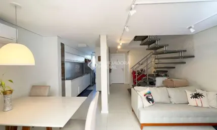 Casa em condomínio fechado com 2 quartos à venda na Rua Sagrado Coração de Jesus, 811, Morro das Pedras, Florianópolis, 78 m2 por R$ 990.000