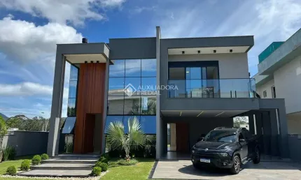 Casa com 4 quartos à venda na Avenida Red Park, 980, São João do Rio Vermelho, Florianópolis, 253 m2 por R$ 1.890.000