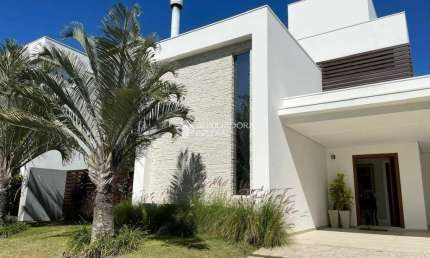 Casa em condomínio fechado com 3 quartos à venda na Rodovia Doutor Antônio Luiz Moura Gonzaga, 3825, Rio Tavares, Florianópolis, 340 m2 por R$ 4.500.000
