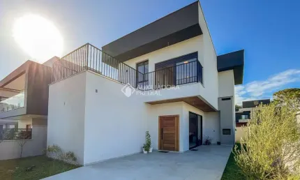 Casa com 4 quartos à venda na Rodovia Doutor Antônio Luiz Moura Gonzaga, 3156, Rio Tavares, Florianópolis, 221 m2 por R$ 1.890.000