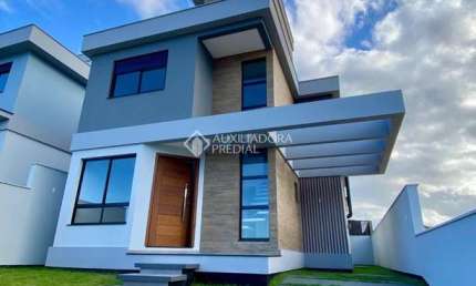 Casa com 4 quartos à venda na Avenida Itamarati, 25, Rio Tavares, Florianópolis, 199 m2 por R$ 1.790.000