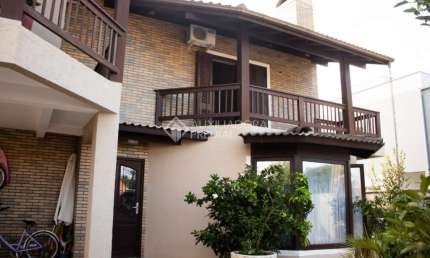 Casa com 4 quartos à venda na Rua Bosque das Aroeiras, 280, Campeche, Florianópolis, 310 m2 por R$ 2.660.000
