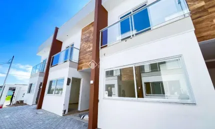 Casa com 2 quartos à venda na Rua Orlando João da Rosa, 8, Bela Vista, Palhoça, 95 m2 por R$ 403.257