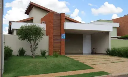 Casa térrea a venda com 3 suítes no Cond Quinta da Primavera