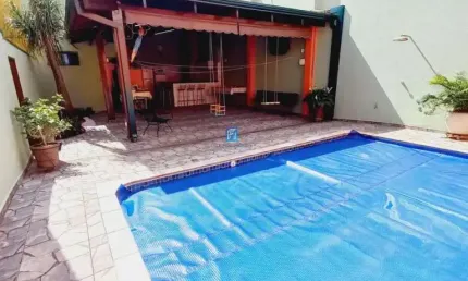 Sobrado 3 dormitórios (1 suíte) - área de lazer no Iguatemi