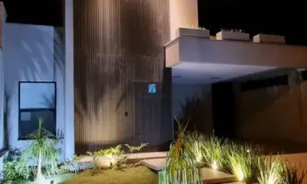 Sobrado a a venda com 4 suítes no Condomínio Vila Romana 2