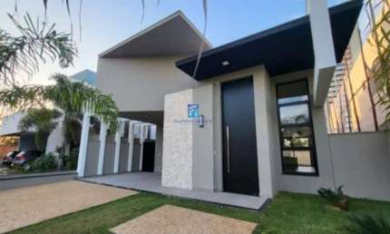 Casa Térrea a venda em Condomínio Quinta da Primavera
