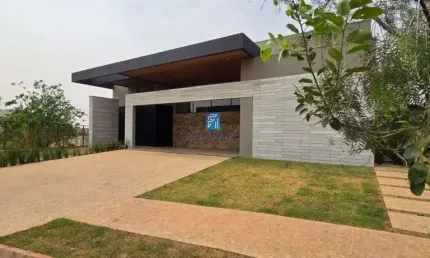 Casa Térrea de Alto Padrão em Condomínio Terras de Florença