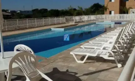 Apartamento 2 dormitórios, sala, cozinha, 1 banheiro, área d