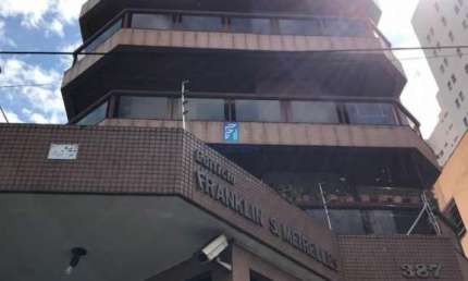 Apartamento a venda - Edificio Franklin Souza Meirelles - Ce
