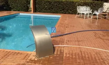 Linda chácara à venda no Condomínio Estância Ouro Verde