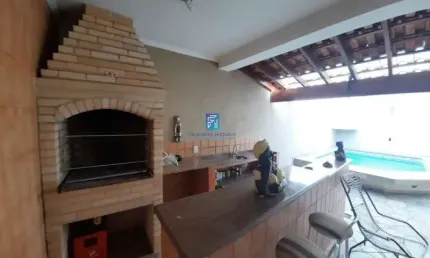 Sobrado a venda com 4 dormitórios sendo 1 suíte no Residencial Flórida