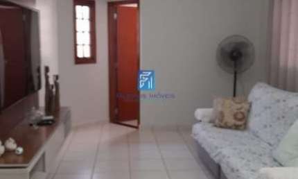Casa com 3 quartos à venda na Rua Isaías José Ferreira, Jardim Anhangüera, Ribeirão Preto