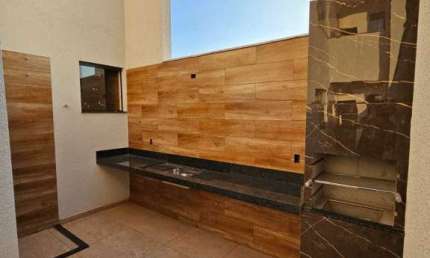 Casa com 2 quartos à venda no Parque Xangri-Lá, Contagem 